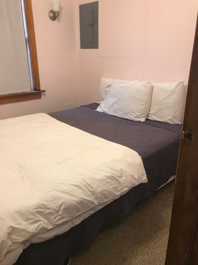 Katahdin Cabins Hotel Millinocket Bagian luar foto