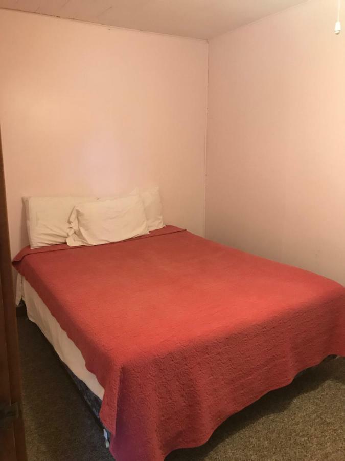 Katahdin Cabins Hotel Millinocket Bagian luar foto