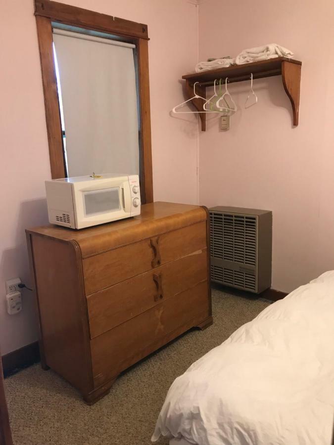 Katahdin Cabins Hotel Millinocket Bagian luar foto